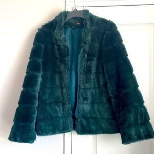 🔥🔥🔥 Italian OVS Venezia faux fur teal jacket with pockets